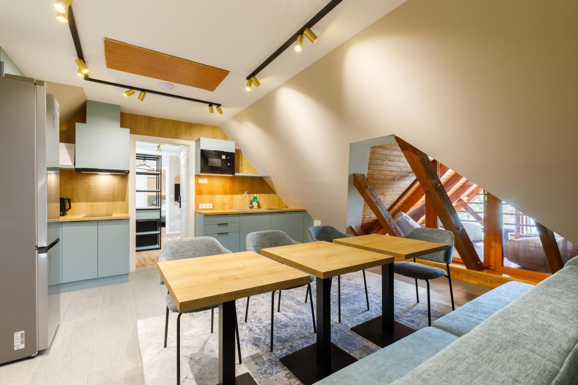 Lepke Apartmanhaz Es Etterem Tihany Ngoại thất bức ảnh